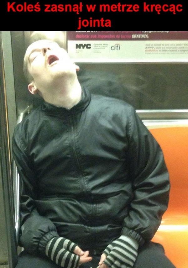 Koleś zasnął w metrze... Obrazki   