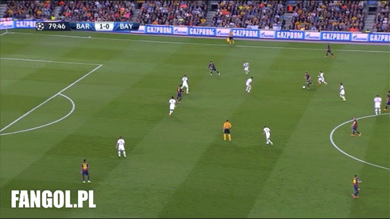 Messi dwukrotnie pokonuje Neuera! GIFy   