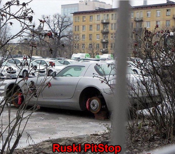 Ruski pit stop Motoryzacja Obrazki   